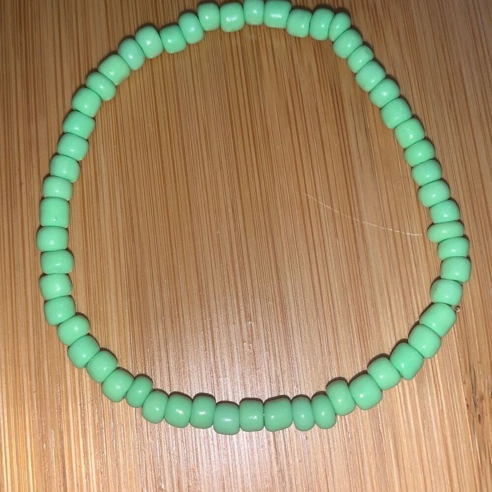 New Handmade Glass Seed Bead Bracelet Girls Women 6.2” Fits Most Strechy Set Of